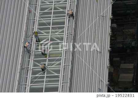 大阪ステーションシティー建設現場 その16。 Building construction 19522831