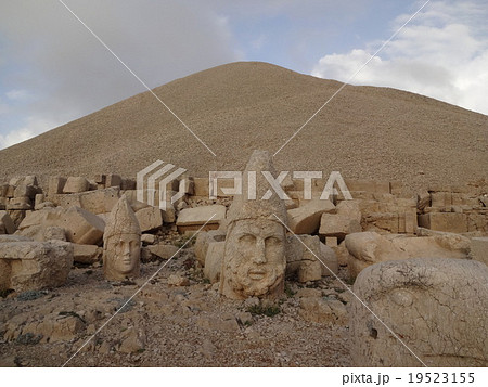 世界遺産　ネムルト・ダウ 19523155