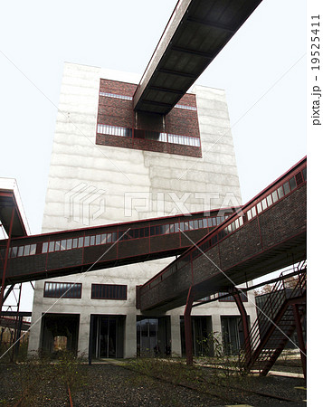 ドイツの世界遺産ツォルフェアアイン炭鉱業遺産群 19525411
