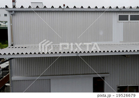 折半屋根 19526679