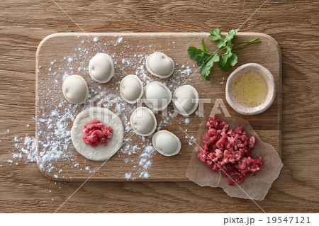 Meat dumplings cooking Meat dumplings cooking 19547121