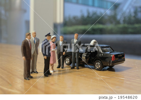small business figure with taxi small business figure with taxi 19548620