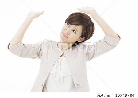 若い女性 19549784