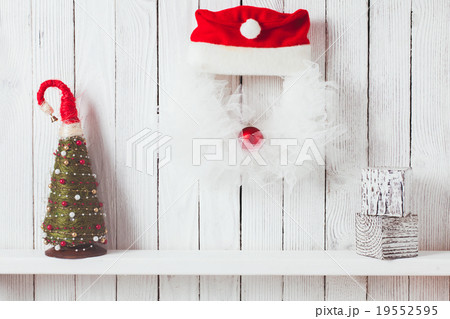 Christmas wreath like Santa 19552595