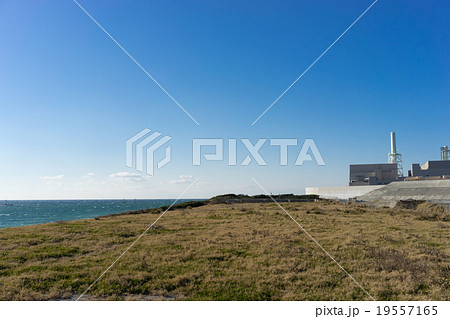 浜岡原子力発電所の防波壁 浜岡原子力発電所の防波壁 19557165