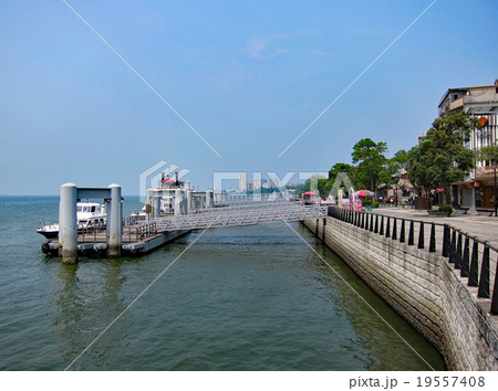 台湾　淡水　淡水ピア 19557408