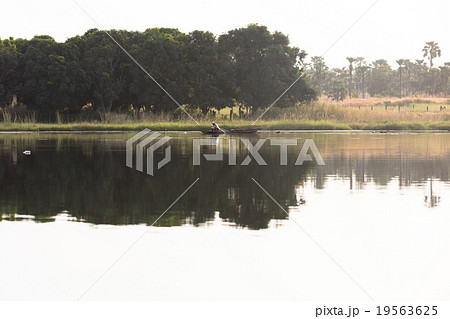 Lake Tengrela, Burkina Faso 19563625