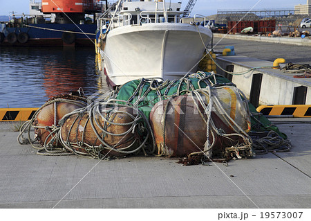 漁港 19573007