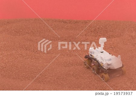 おもちゃの火星探査車: Toy Mars Rover おもちゃの火星探査車: Toy Mars Rover 19573937