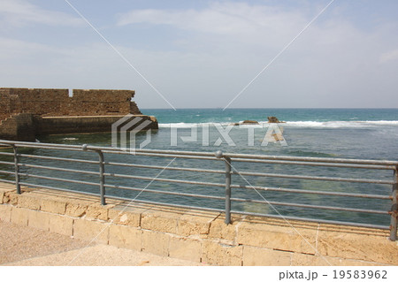 Mediterranean Sea 19583962