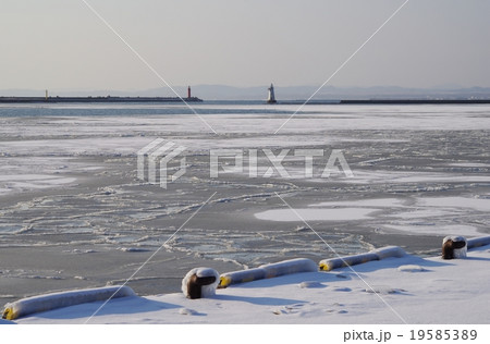 冬の釧路港 冬の釧路港 19585389