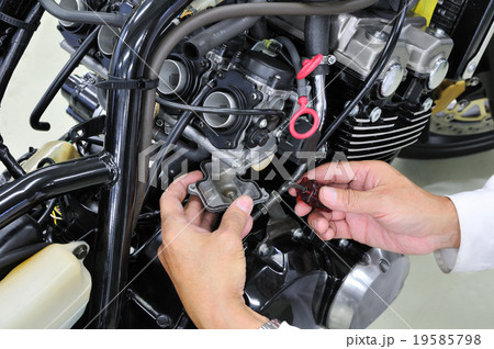 バイクの修理 19585798