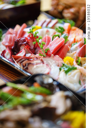 お刺身 19586032