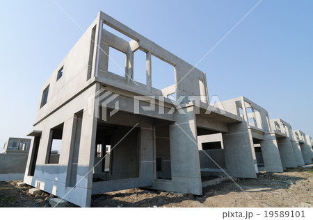 Precast Building-04 19589101