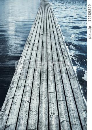 Wooden bridge 19589899