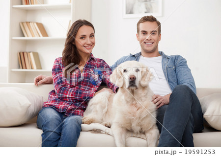 Attractive girlfriend and boyfriend with pretty Attractive girlfriend and boyfriend with pretty 19591253