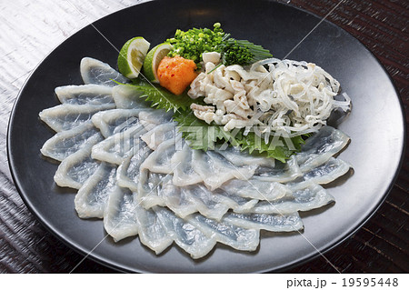 ふぐ刺身の写真素材