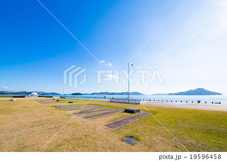 宇野港からの風景 19596458