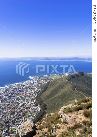 キャンプスベイの街並みと大西洋 19603733