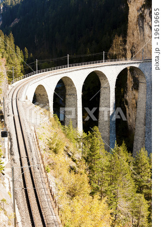 Landwasserviadukt, canton Graubunden, Switzerland 19619665