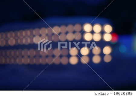 蝋燭の回廊1 19620892