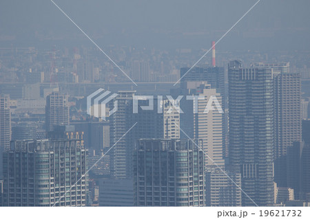 大気汚染 PM2.5 汚染物質 都市風景 高層ビル群 東京都 健康被害 公害 光化学スモッグ 大気汚染 PM2.5 汚染物質 都市風景 高層ビル群 東京都 健康被害 公害 光化学スモッグ 19621732