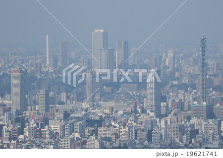 大気汚染 PM2.5 汚染物質 都市風景 高層ビル群 東京都 健康被害 公害 光化学スモッグ 大気汚染 PM2.5 汚染物質 都市風景 高層ビル群 東京都 健康被害 公害 光化学スモッグ 19621741