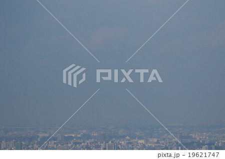 大気汚染 PM2.5 汚染物質 都市風景 高層ビル群 東京都 健康被害 公害 光化学スモッグ 大気汚染 PM2.5 汚染物質 都市風景 高層ビル群 東京都 健康被害 公害 光化学スモッグ 19621747