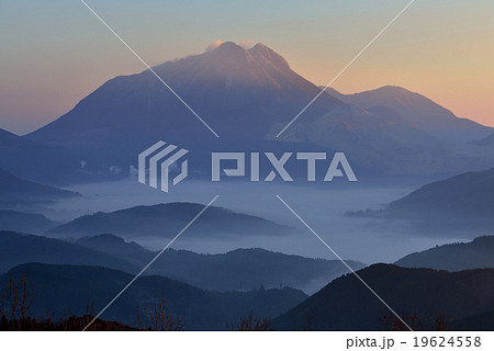 由布岳 由布岳 19624558