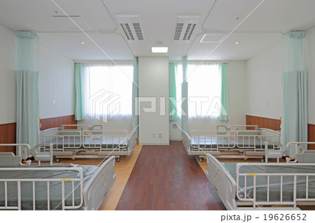 病院　病室 19626652