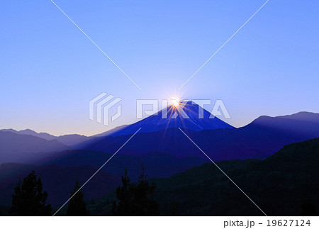 ダイヤモンド富士、 初日の出 19627124