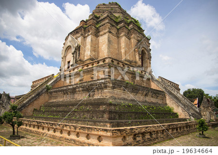 Chedi Luang Pagoda, Chiang mai, Thailand 19634664
