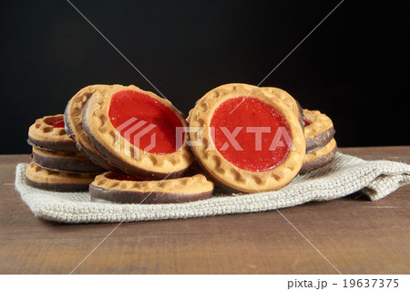 cookies with jam cookies with jam 19637375