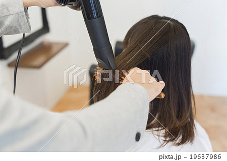 美容室 19637986
