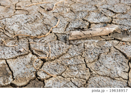 Broken land 19638957