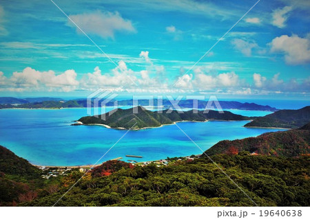 島の風景 奄美大島・龍郷湾 島の風景 奄美大島・龍郷湾 19640638
