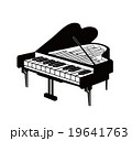 ピアノ立体 19641763