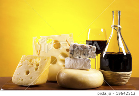 Still-life with cheese and wine Still-life with cheese and wine 19642512