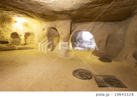 Derinkuyu cave city in Cappadocia Turkey Derinkuyu cave city in Cappadocia Turkey 19643328