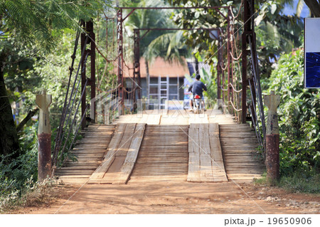 ラオスの街バンビエンの橋 ラオスの街バンビエンの橋 19650906