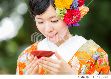 Bride's kimono by "Wasou" 19650958