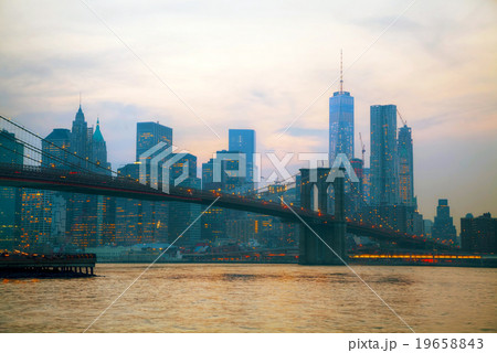 New York City overview with Brooklyn bridge New York City overview with Brooklyn bridge 19658843