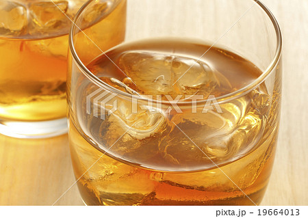 ウイスキー 19664013