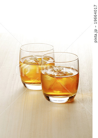 ウイスキー 19664017