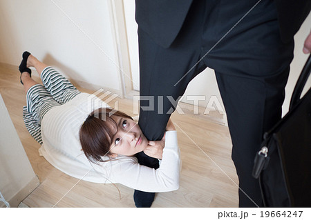 同棲生活をおくるカップル 19664247