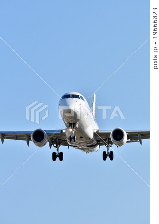 ファイナルアプローチ Embraer170 ファイナルアプローチ Embraer170 19666823