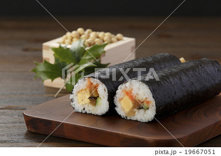 恵方巻き 恵方巻き 19667051