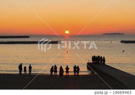 【静岡県熱海】初日の出 19669465