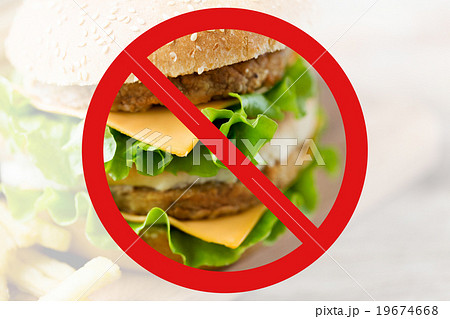 close up of hamburger behind no symbol 19674668