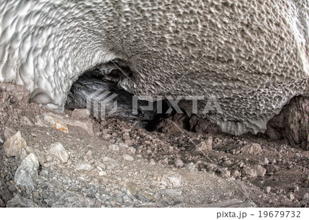 Snow ice cave chapel view 19679732
